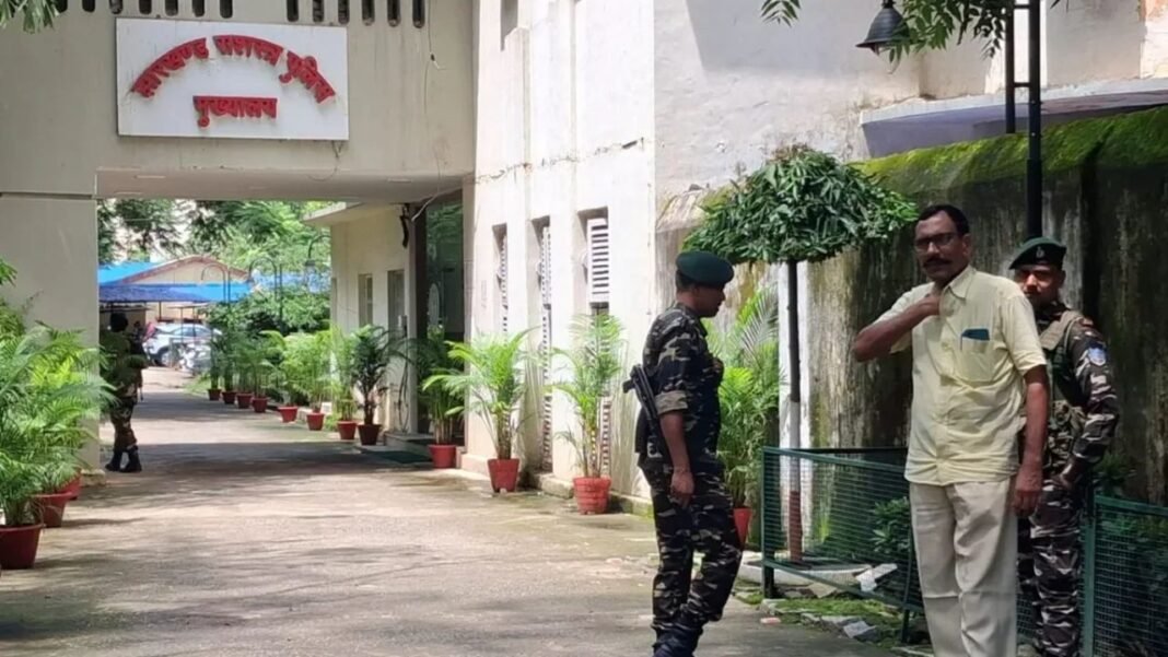 JPSC Scam: इंटरव्यू के दौरान क्यों बंद किए गए CCTV? परीक्षा में गड़बड़ी के आरोपों से मचा हड़कंप JPSC Scam