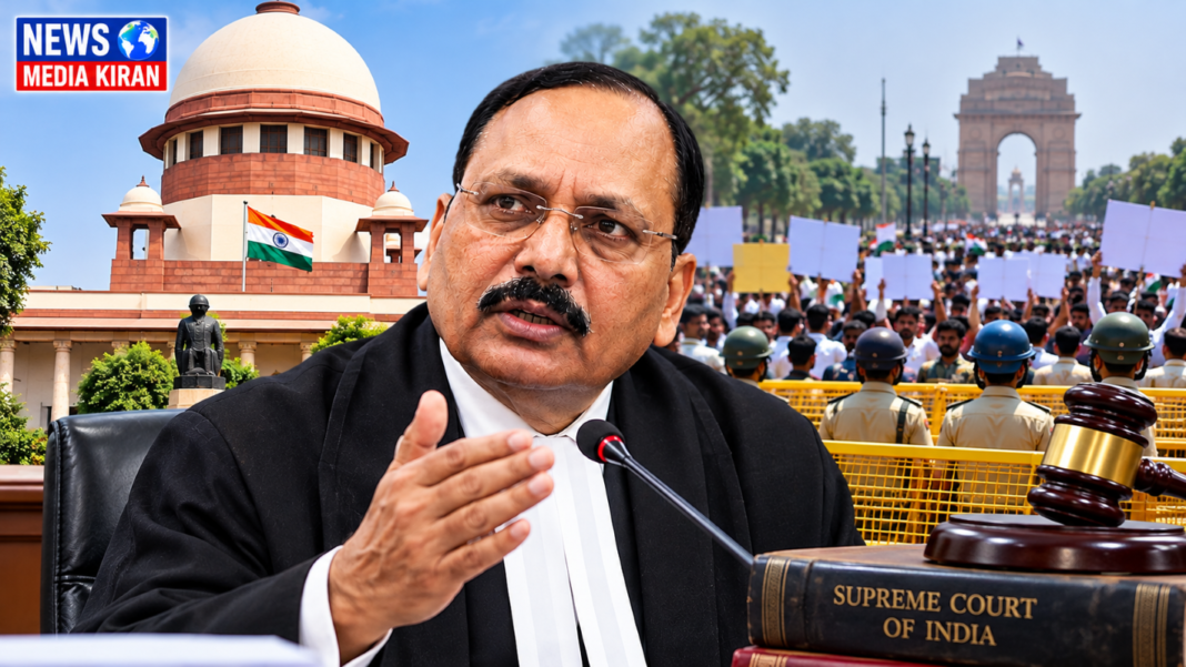 CJI सूर्यकांत का बयान: ‘कानून-व्यवस्था मेरे अधिकार क्षेत्र में नहीं’, दिल्ली प्रदर्शन पर बोले CJI सूर्यकांत का बयान: ‘कानून-व्यवस्था मेरे अधिकार क्षेत्र में नहीं’, दिल्ली प्रदर्शन पर बोले