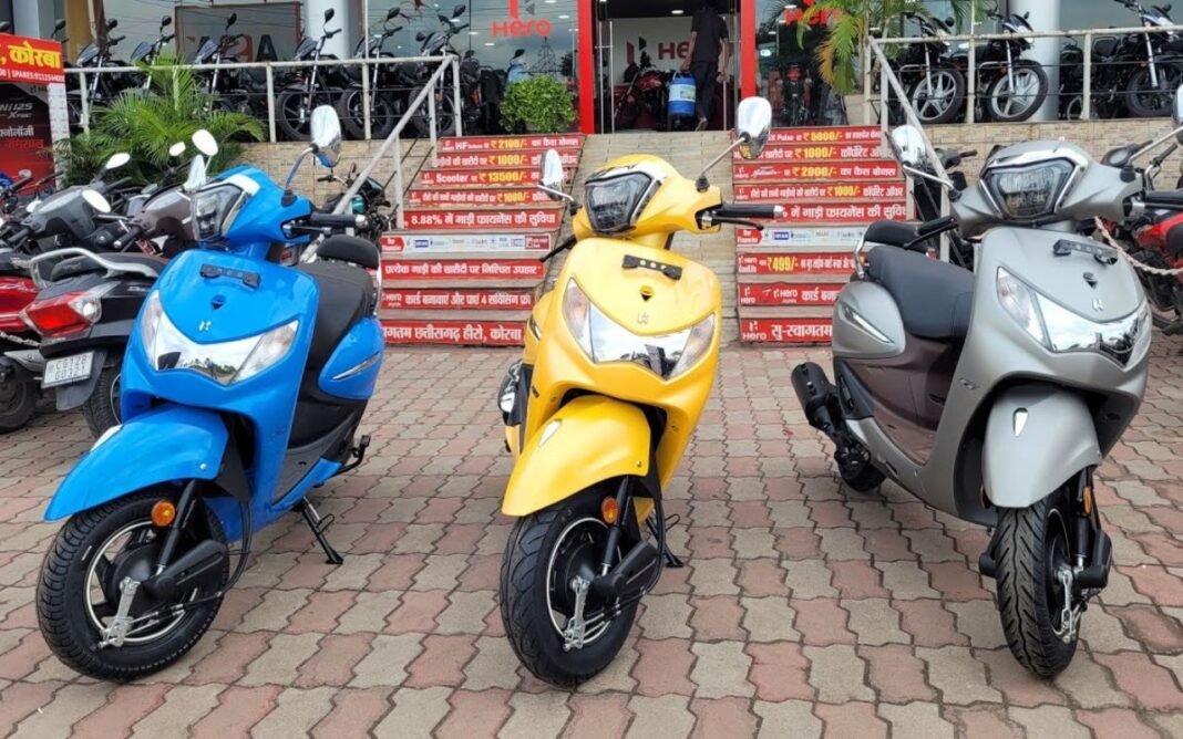 Top 10 Scooty for Students: कॉलेज और कोचिंग के लिए 10 बेस्ट स्कूटर, जानें फीचर्स और माइलेज Top 10 Scooty for Students: कॉलेज जाने वाली गर्ल स्टूडे्ट्स के लिए बेस्ट हैं ये स्कूटर्स